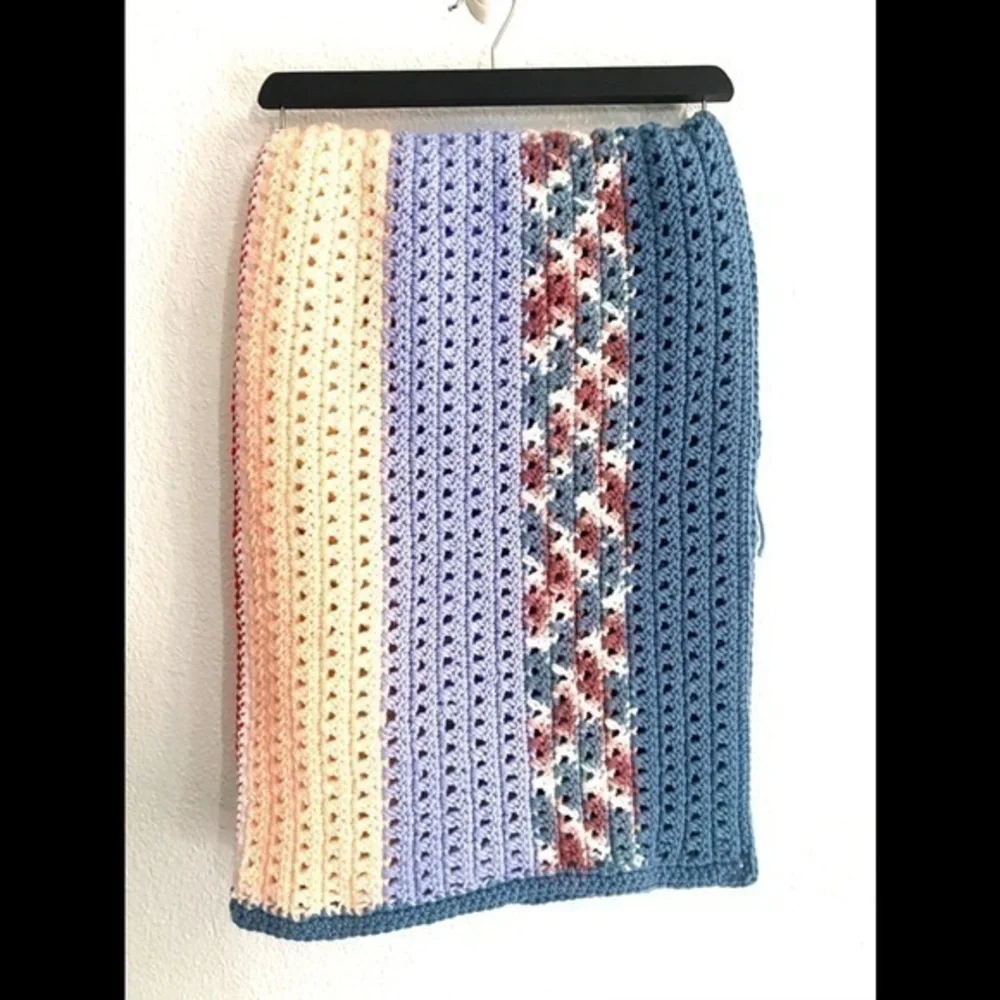 HAND KNITTED Granny multicolor pattern Afghan throw blanket